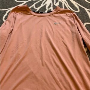 Nike breathable long sleeve shirt